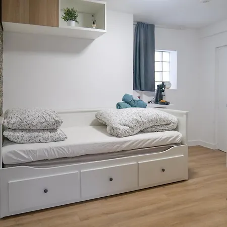 Charmante Studette - La Doutre - 2 Personnes *