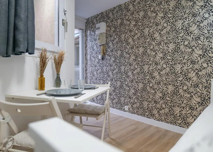 Charmante Studette - La Doutre - 2 Personnes