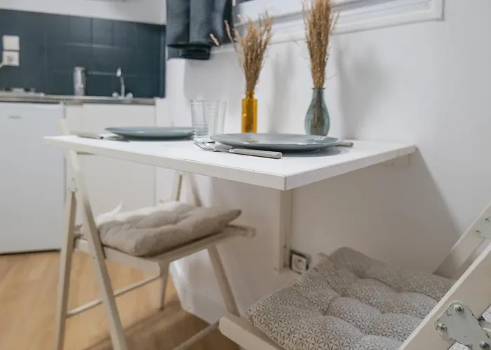 Charmante Studette - La Doutre - 2 Personnes *